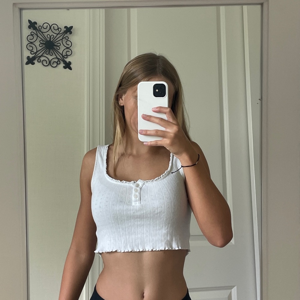 White Buttoned Lettuce Trim Tank Top